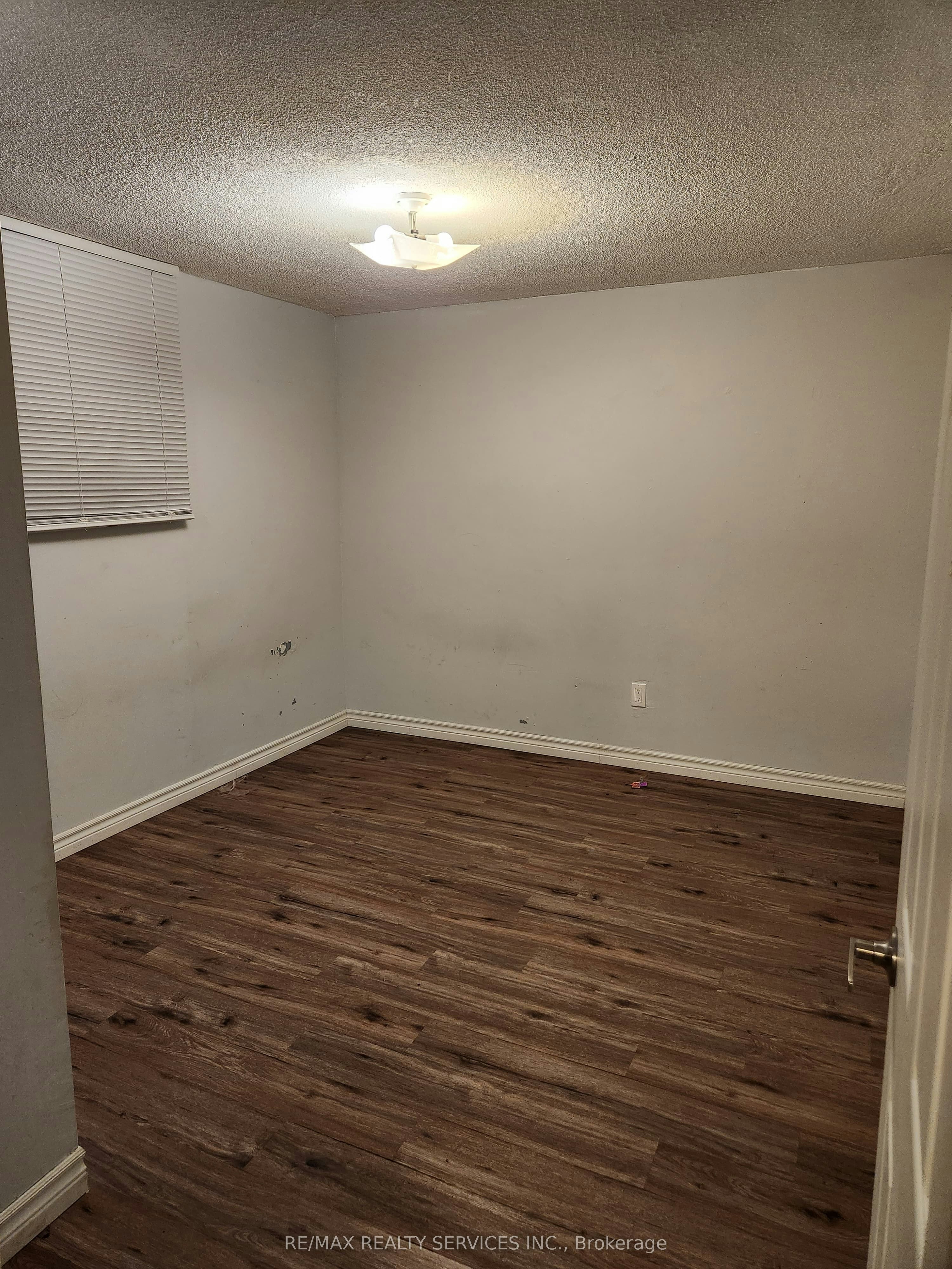 Basement-71 Helene Crescent, Waterloo, ON, N2L 5E6 - 13