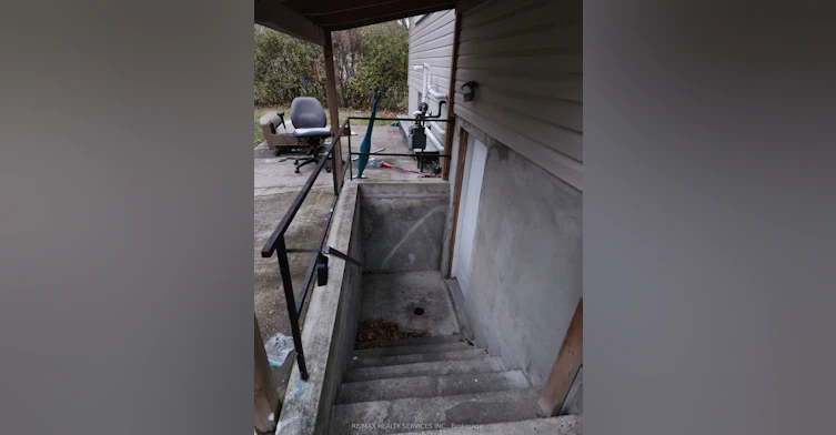 Basement-71 Helene Crescent, Waterloo, ON, N2L 5E6 - 3