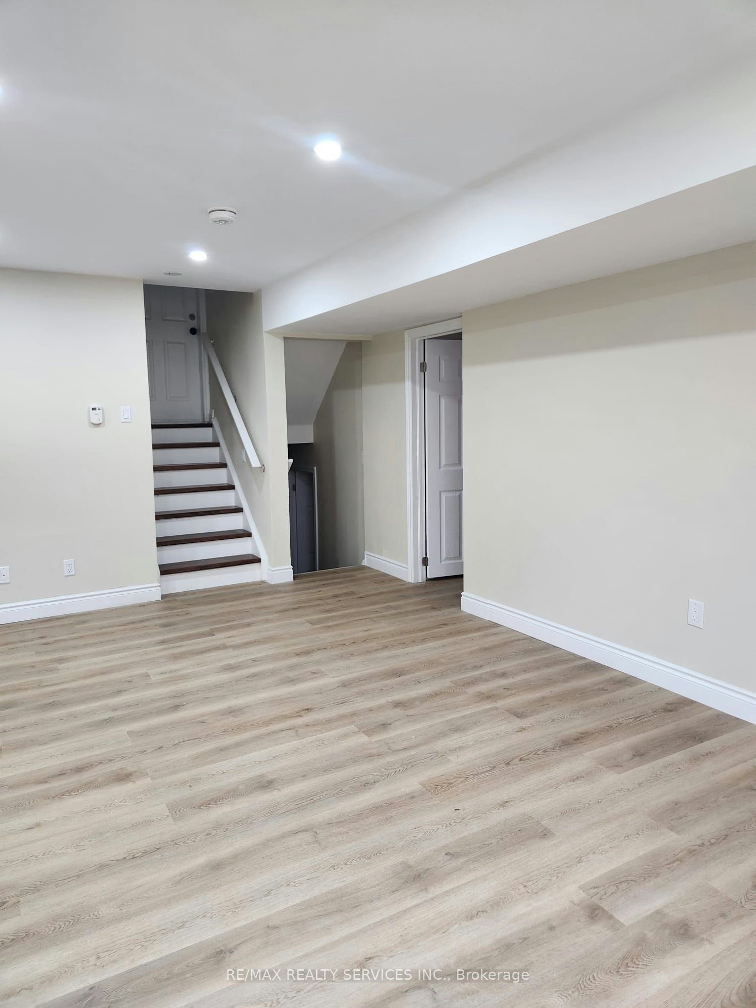 BASEMENT-464 Thorndale Drive, Waterloo, ON, N2T 1W5 - 12