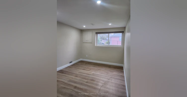 BASEMENT-464 Thorndale Drive, Waterloo, ON, N2T 1W5 - 13