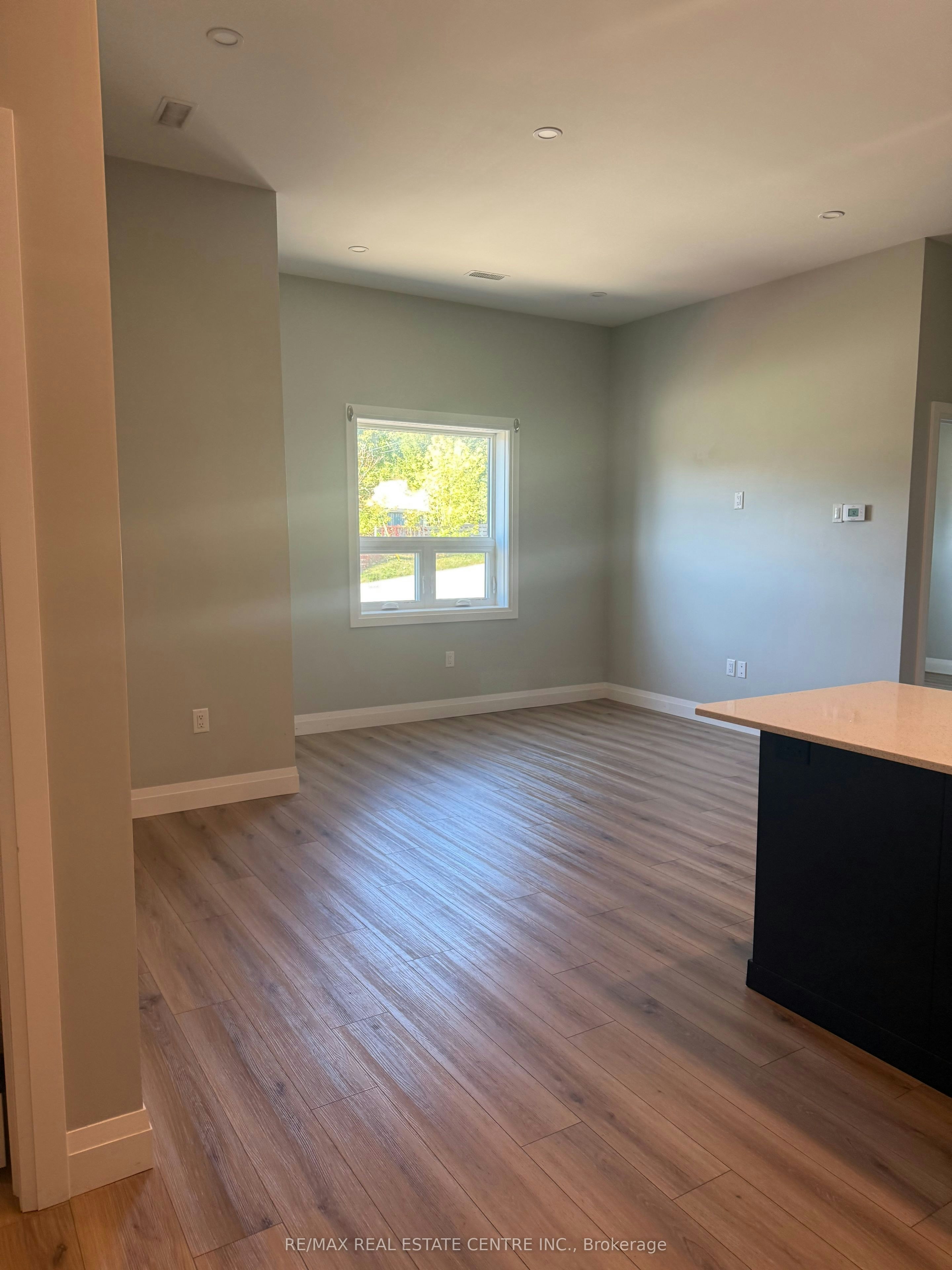4-8 Main Street S, East Luther Grand Valley, ON, L9W 5S6 - 12