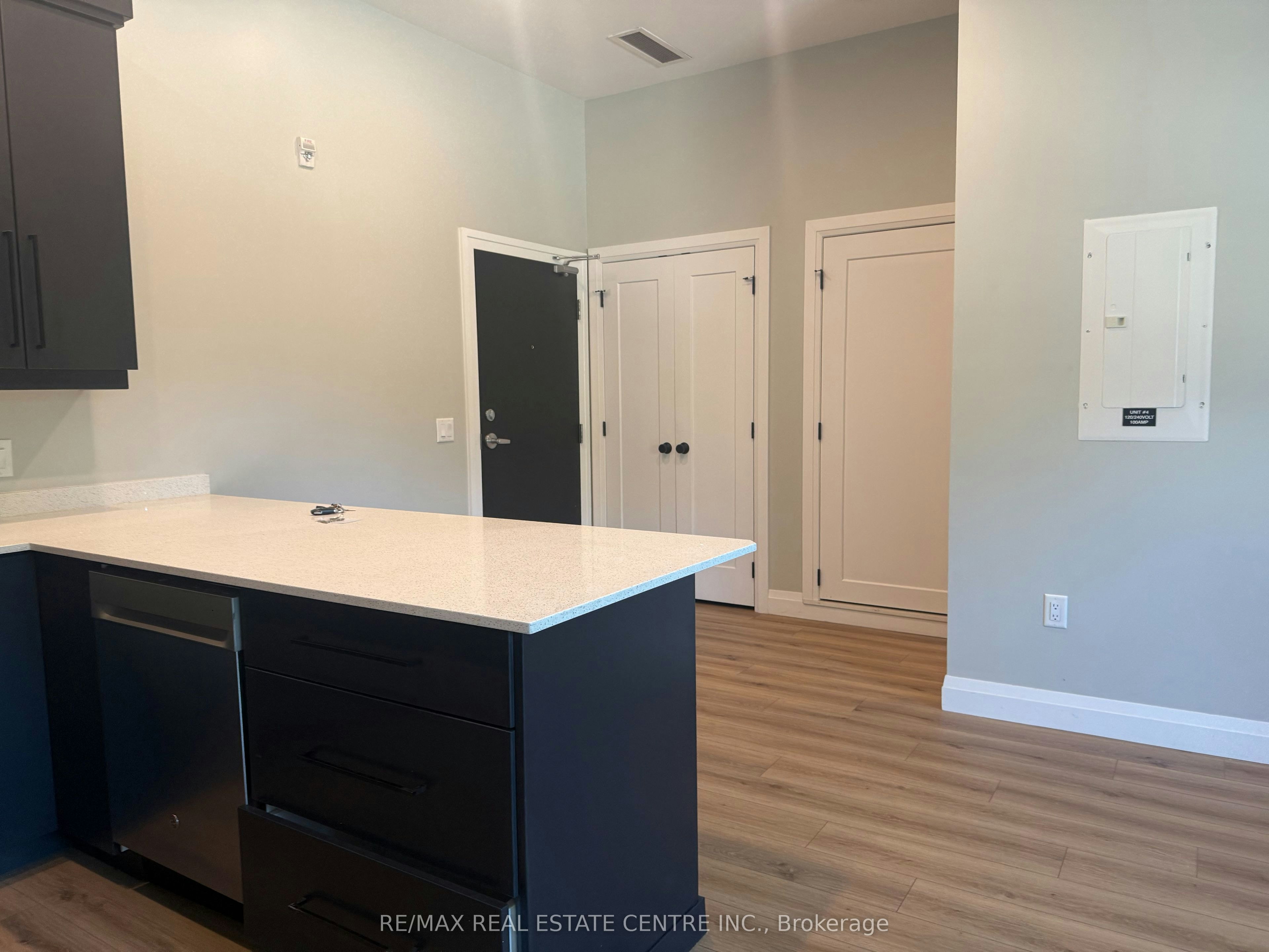 4-8 Main Street S, East Luther Grand Valley, ON, L9W 5S6 - 17