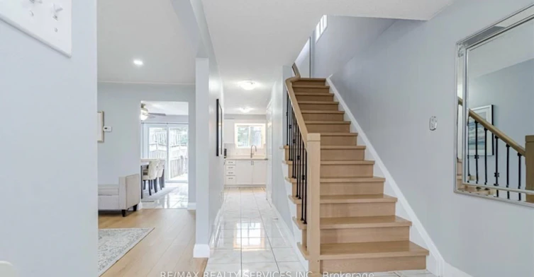 322 Benesfort Crescent, Kitchener, ON, N2N 3B8 - 3