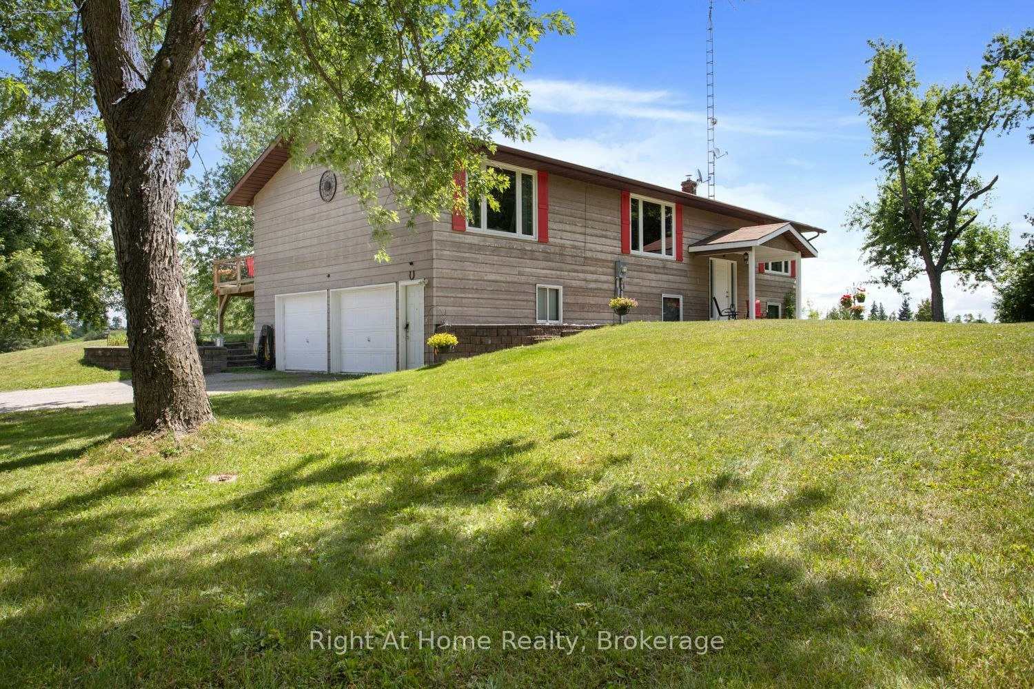 34 Birch Point Road, Kawartha Lakes, ON, K0M 1L0
