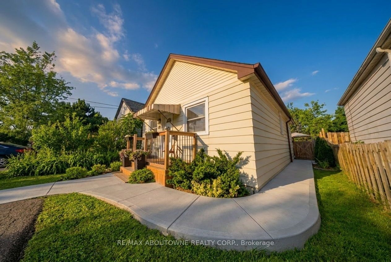 435 Waverly Street, Hamilton, ON, L8H 6R5