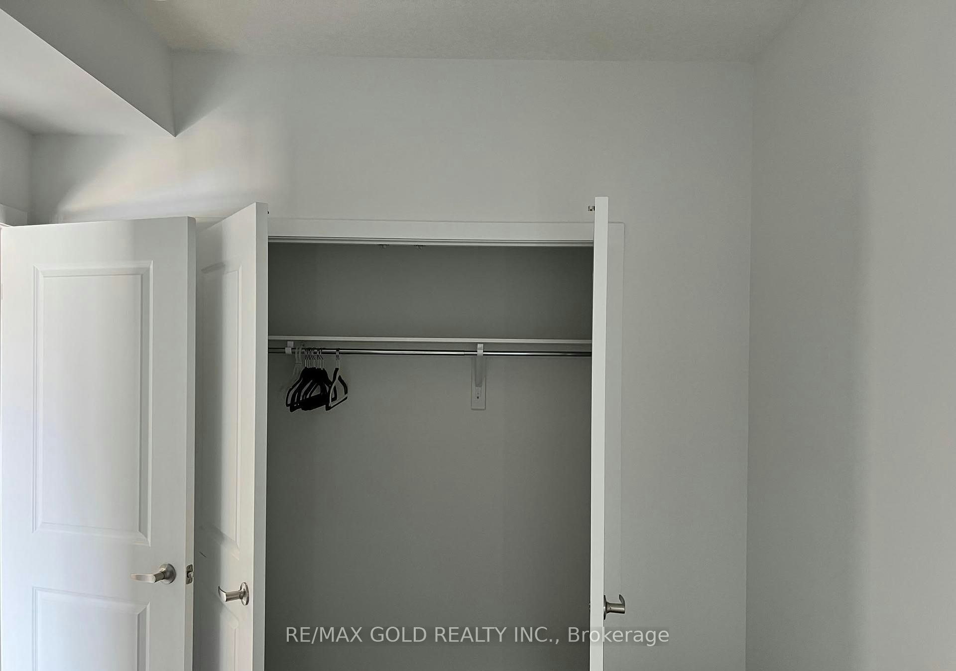44-205 West Oak Trail, Kitchener, ON, N2R 0R9 - 15