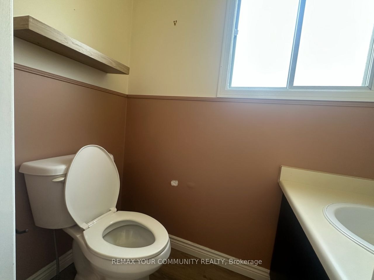 9 Buchanan Crescent, Thorold, ON, L2V 4S2 - 9