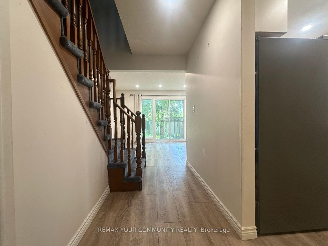 9 Buchanan Crescent, Thorold, ON, L2V 4S2 - 3