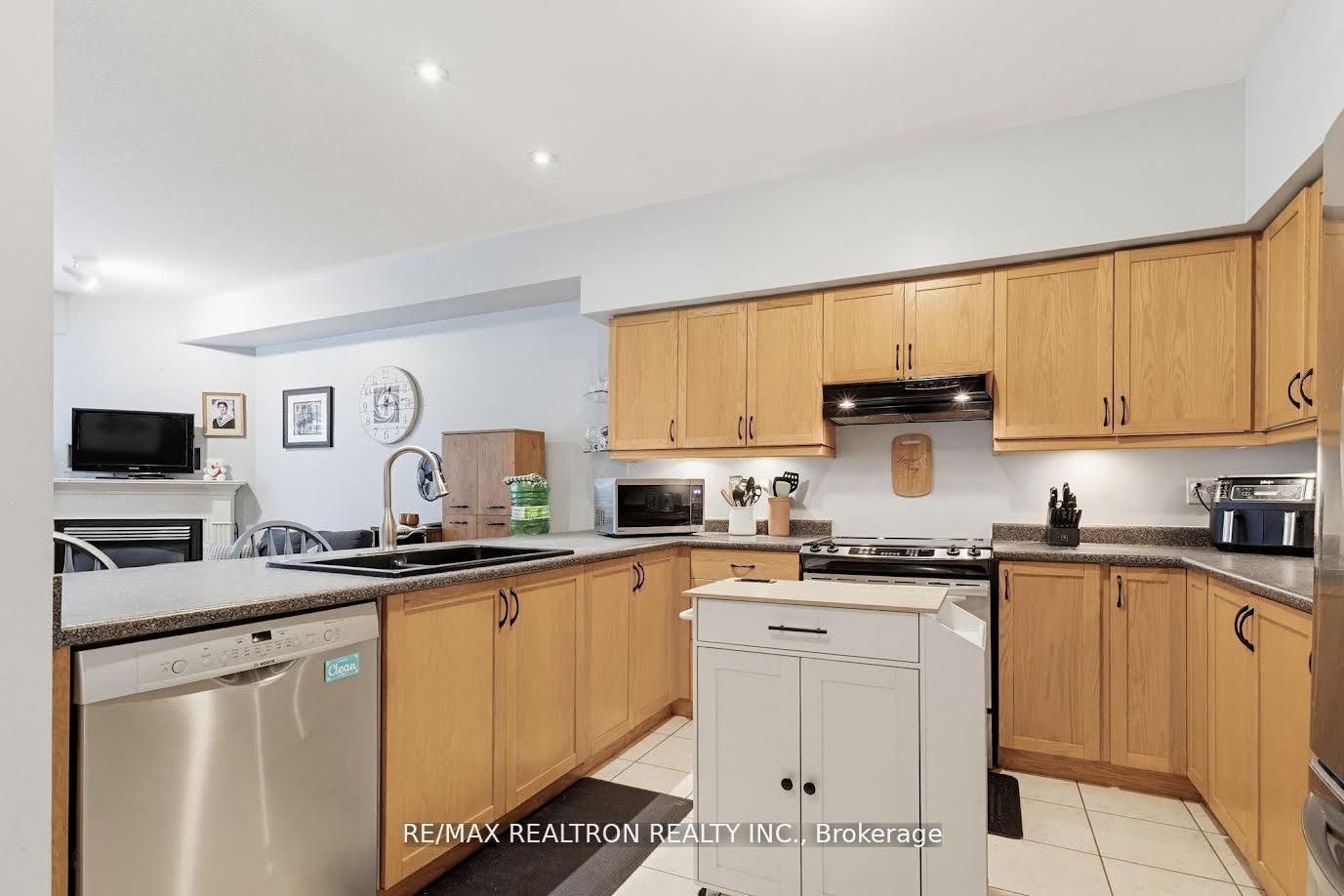 35-81 Valridge Drive, Hamilton, ON, L9G 5B6 - 6