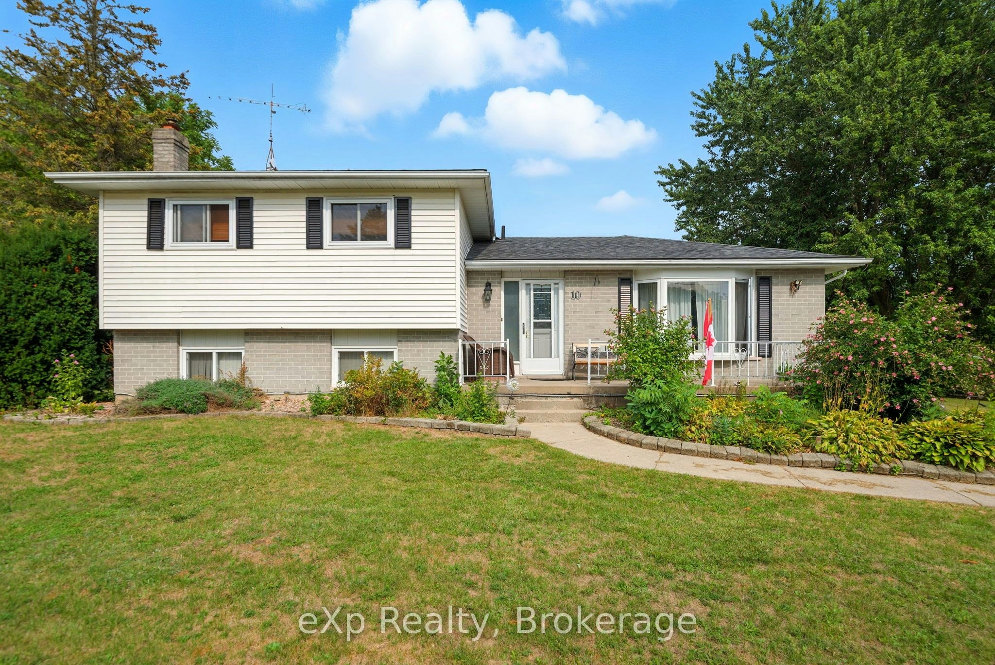 10 Burgess Crescent, Hamilton Township, ON, K9A 4J7