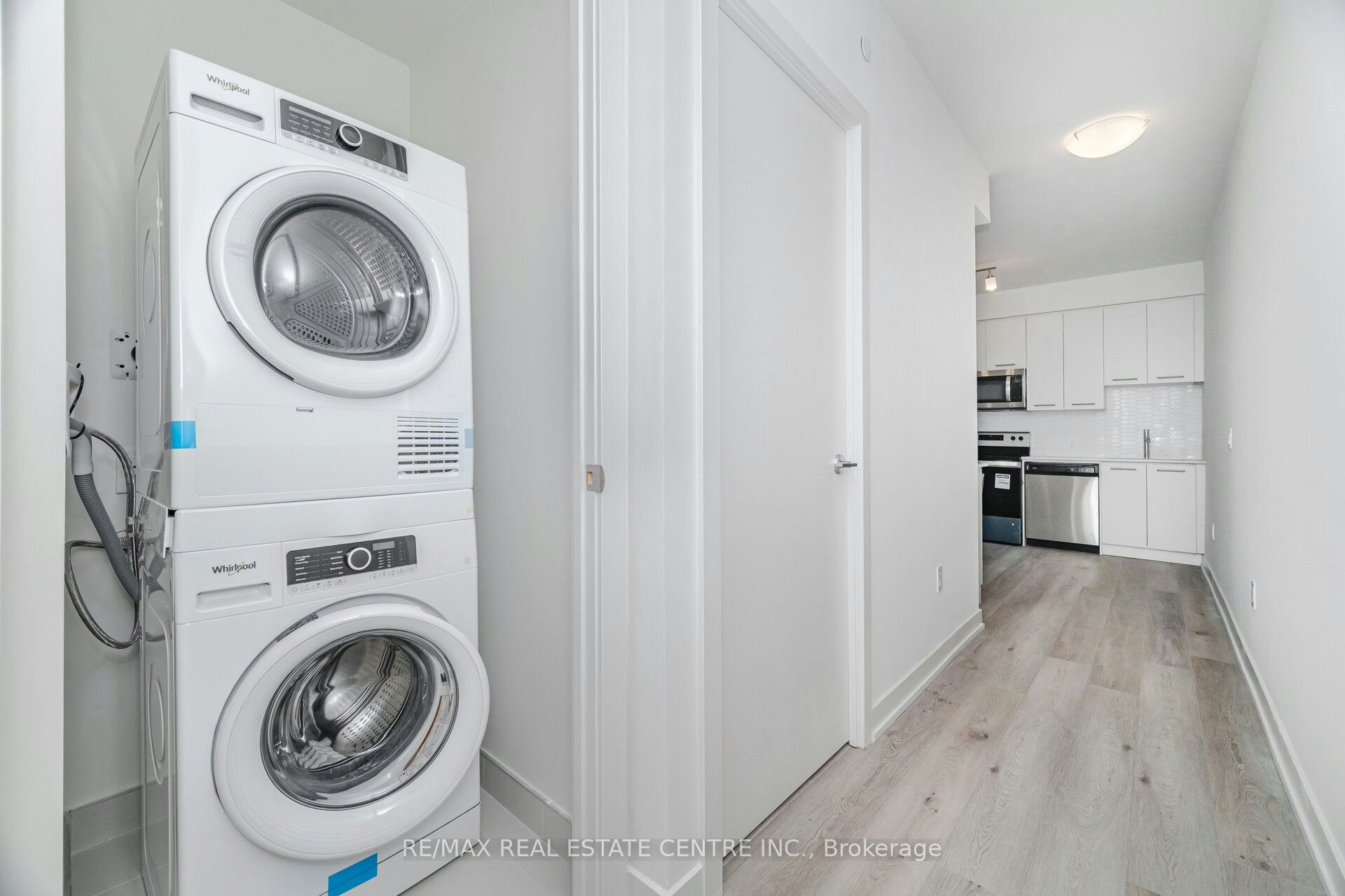1505-385 Winston Road, Grimsby, ON, L3M 0J3 - 30