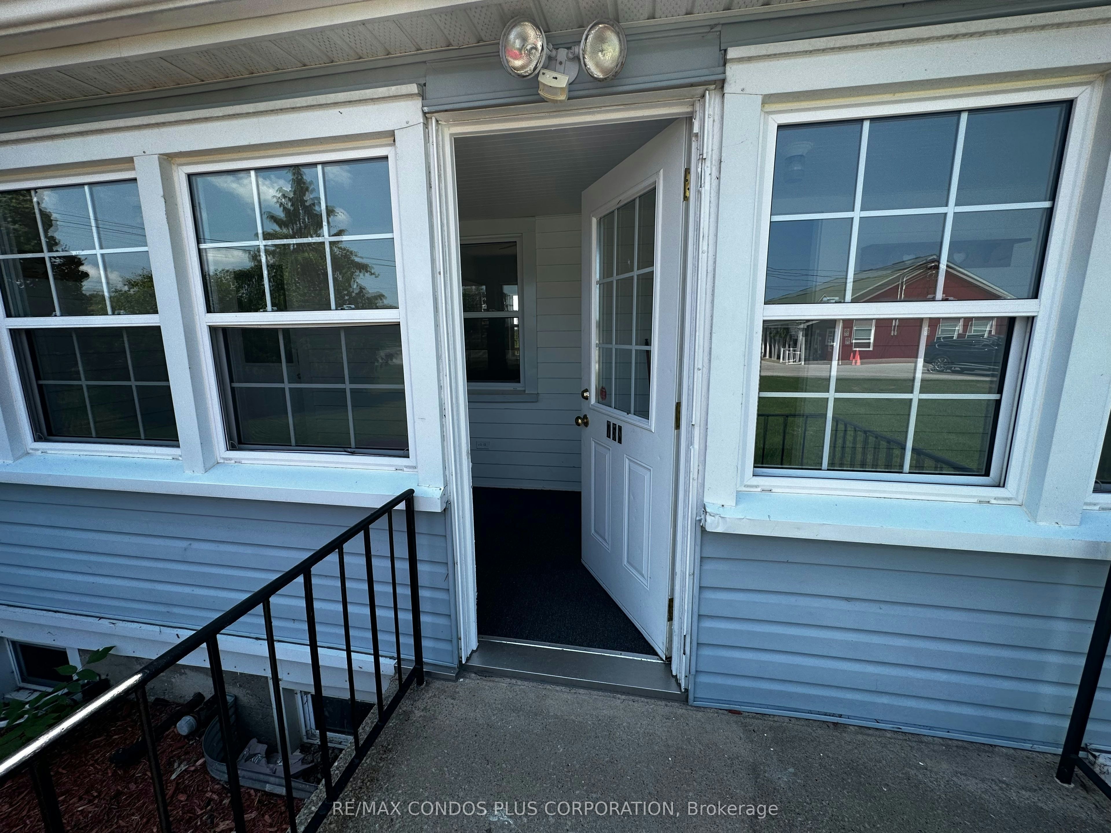 3-758 Niagara Stone Road, Niagara-on-the-Lake, ON, L0S 1J0 - 2