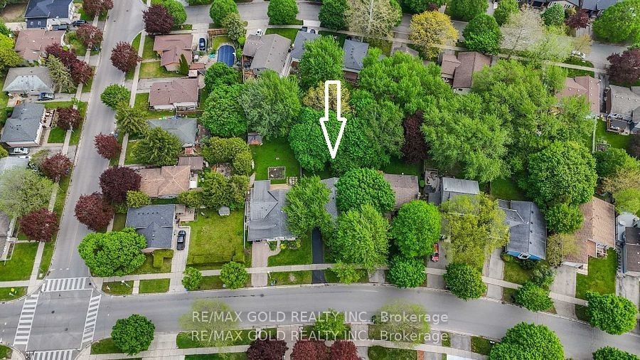 1588 Aldersbrook Road, London, ON, N6G 2Z3