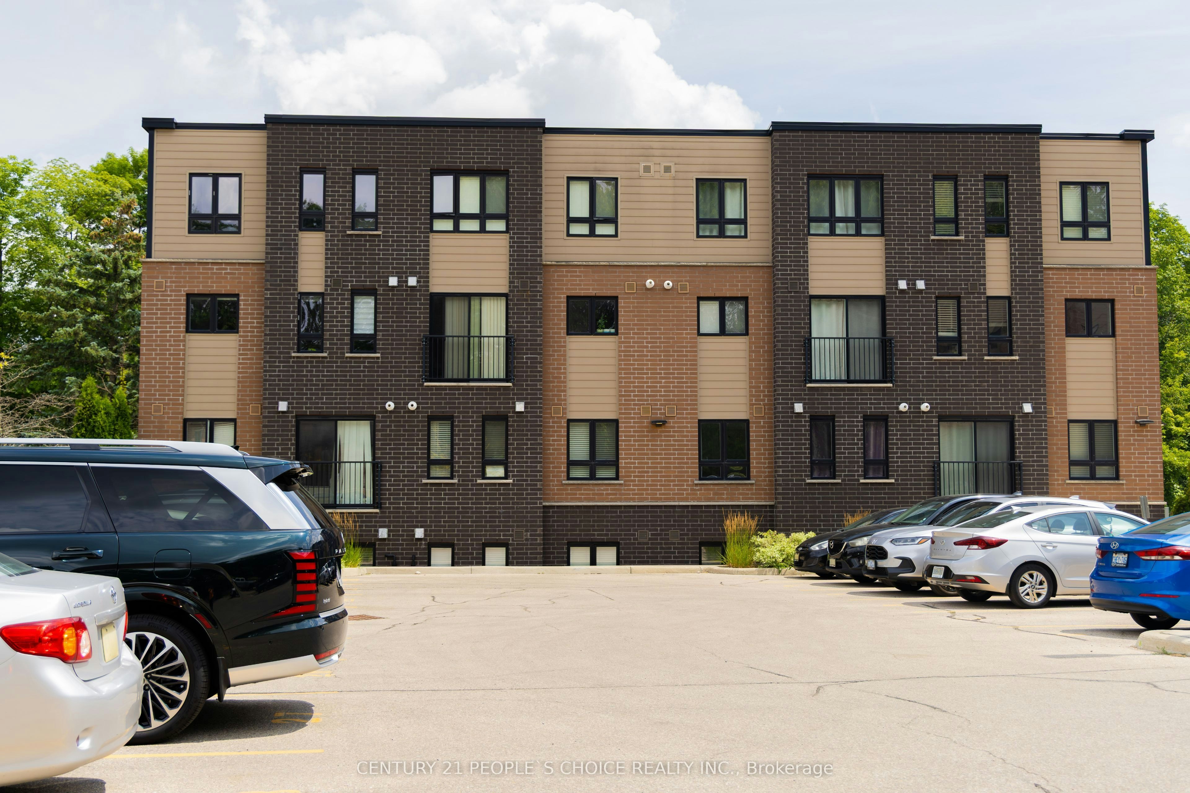 A5-190 Century Hill Drive, Kitchener, ON, N2E 2W6