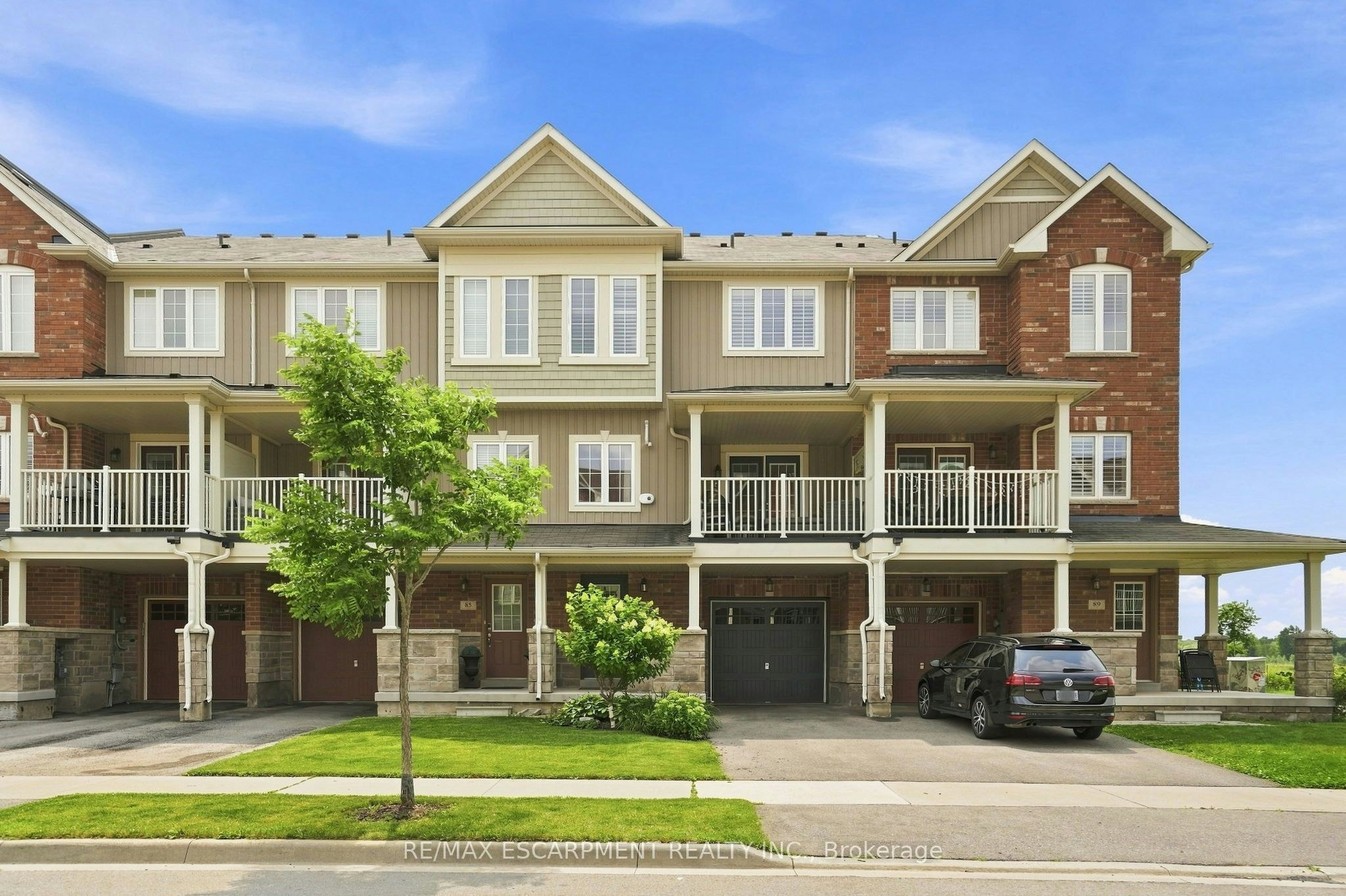 87 Hugill Way - 2