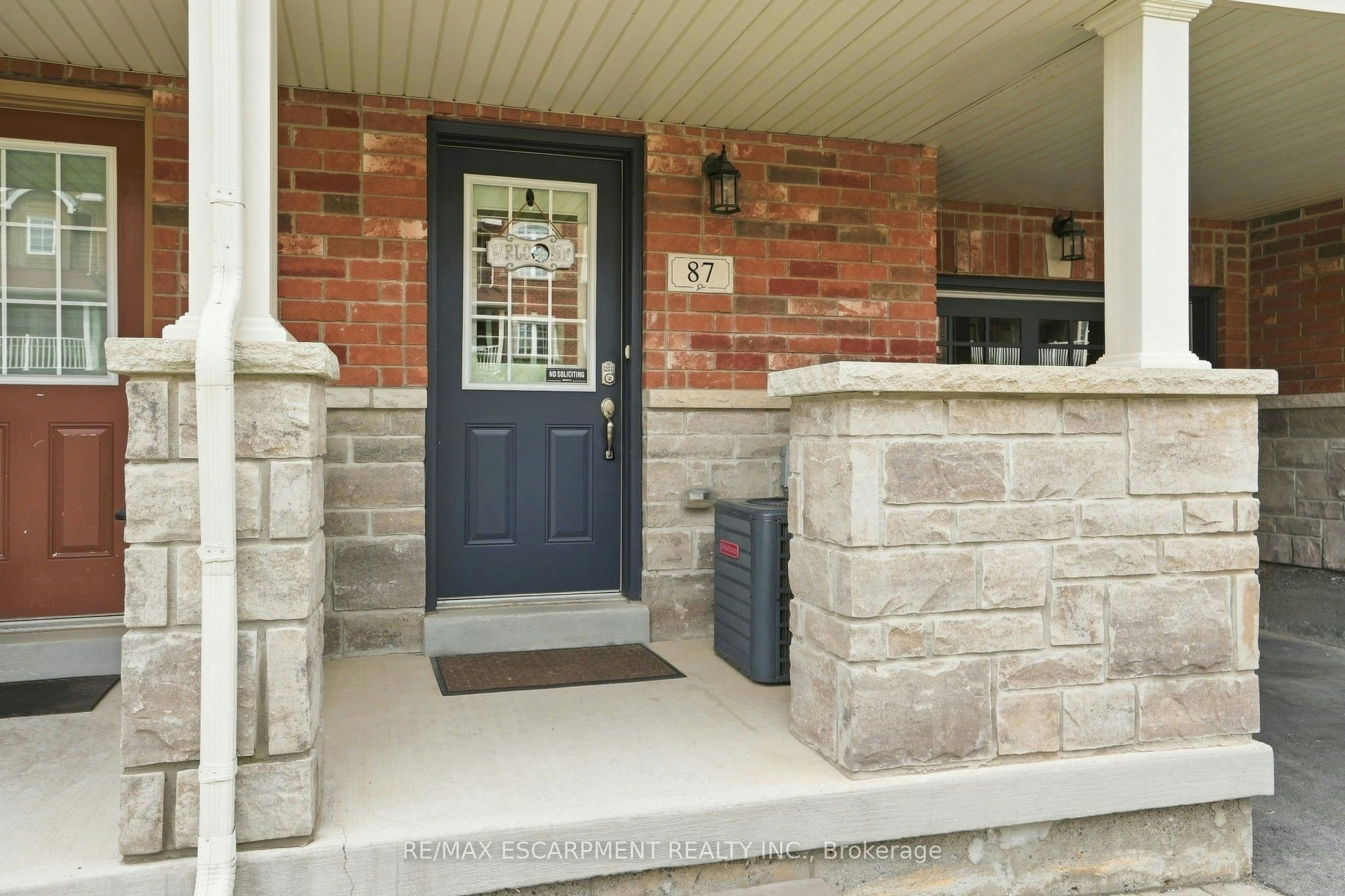 87 Hugill Way - 3
