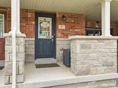 87 Hugill Way - 3