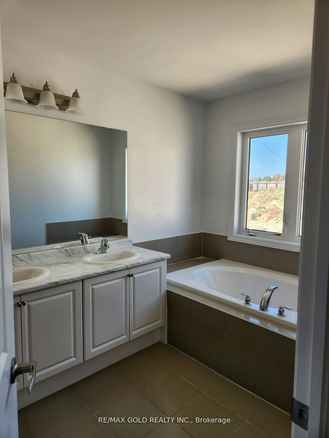 338 Russell Street, Southgate Township, ON, N0C 1B0 - 14