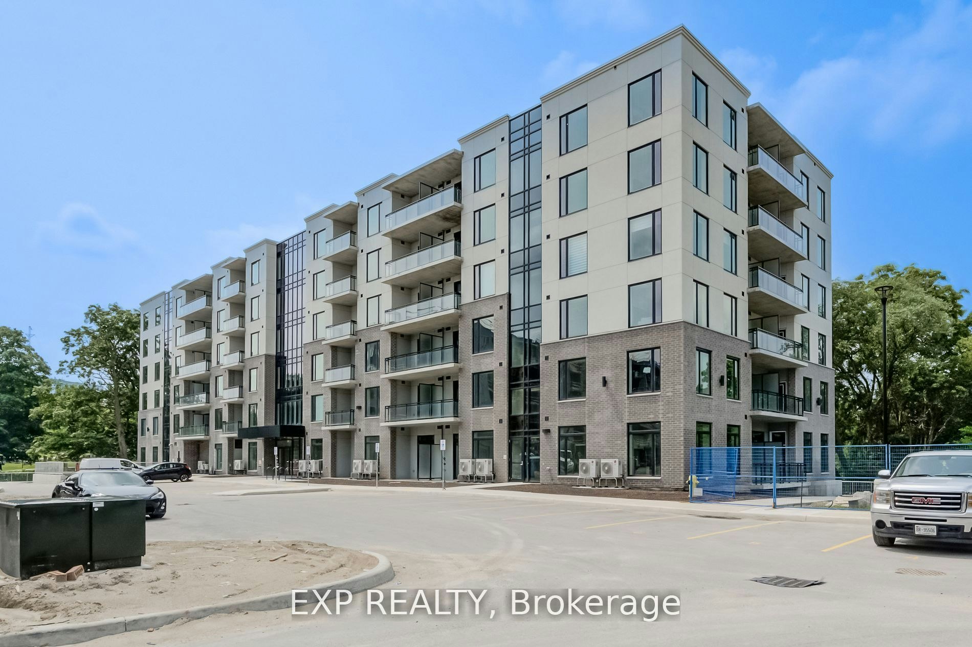 516-103 Roger Street, Waterloo, ON, N2J 1A4