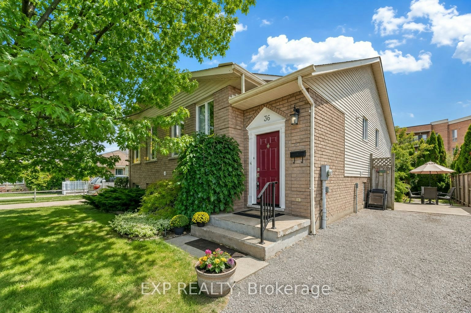 36 Vintage Crescent, St. Catharines, ON, L2S 3C6