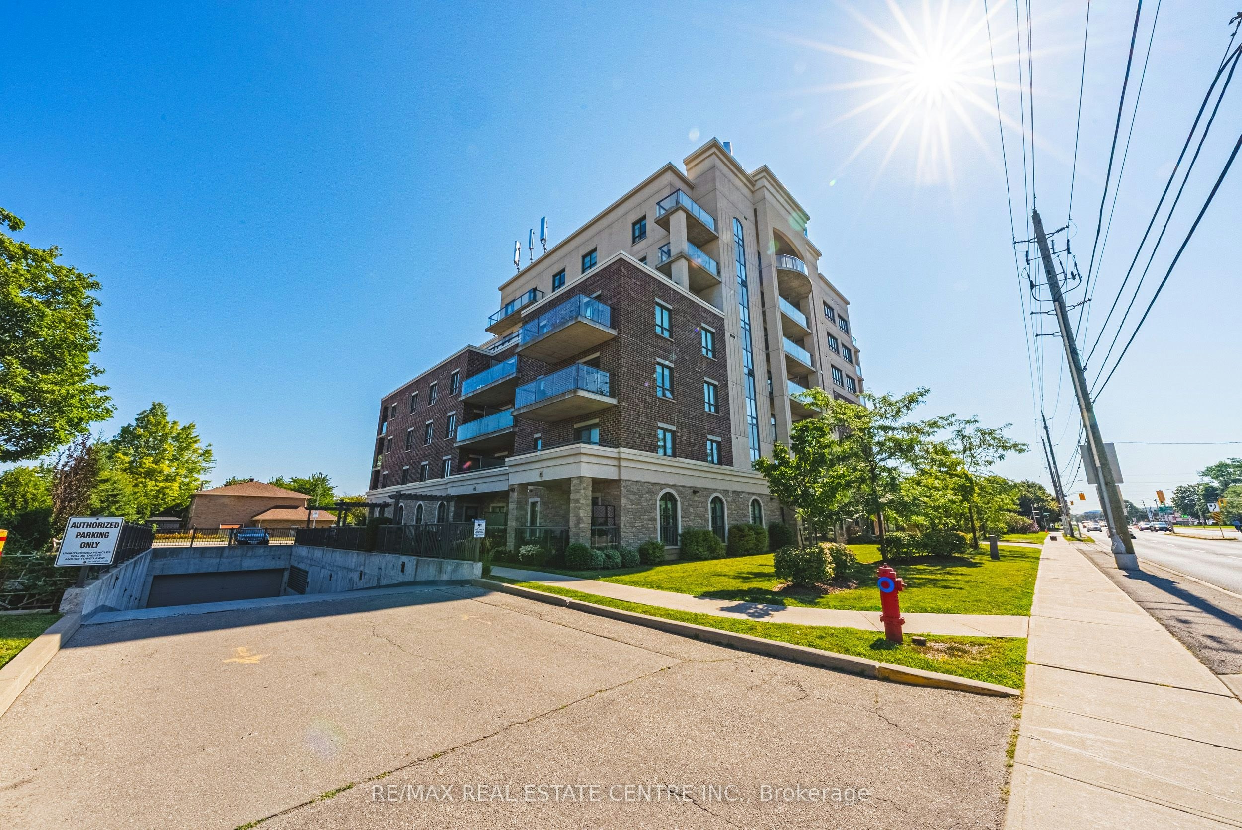 #308-319 Highway 8 Road, Hamilton, ON, L8G 0B1