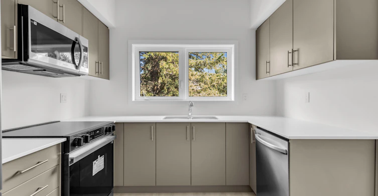82-42 Lowes Road W, Guelph, ON, N1G 4X2 - 11