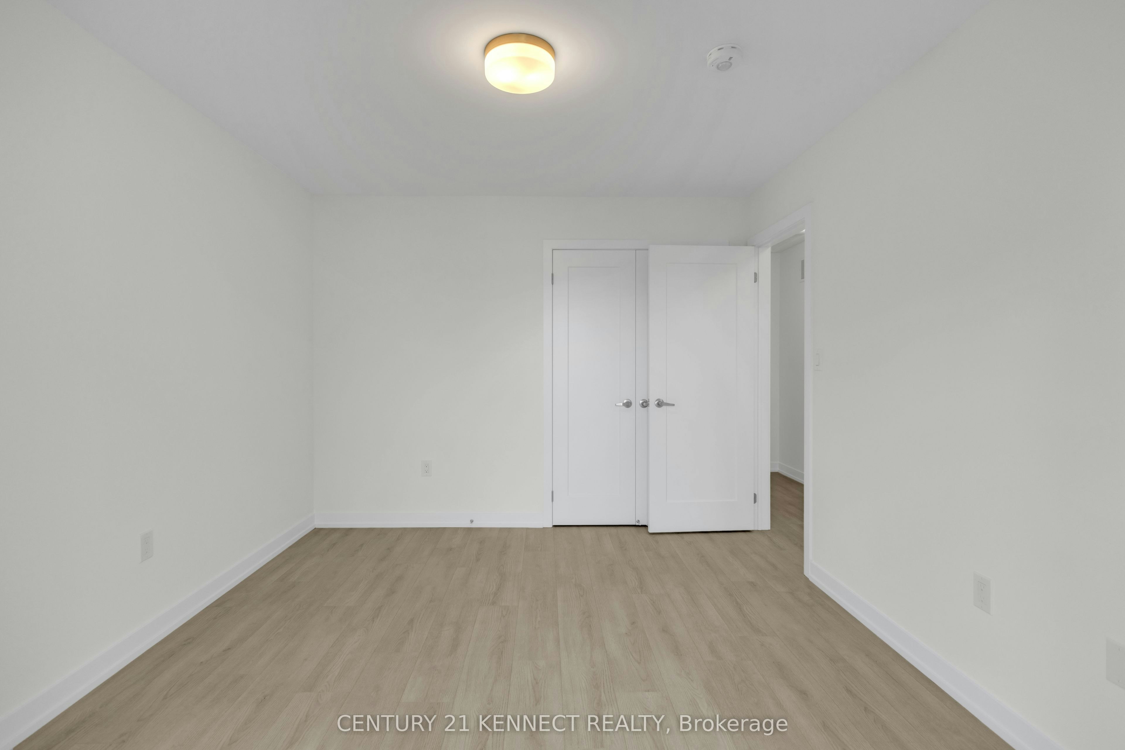 82-42 Lowes Road W, Guelph, ON, N1G 4X2 - 27