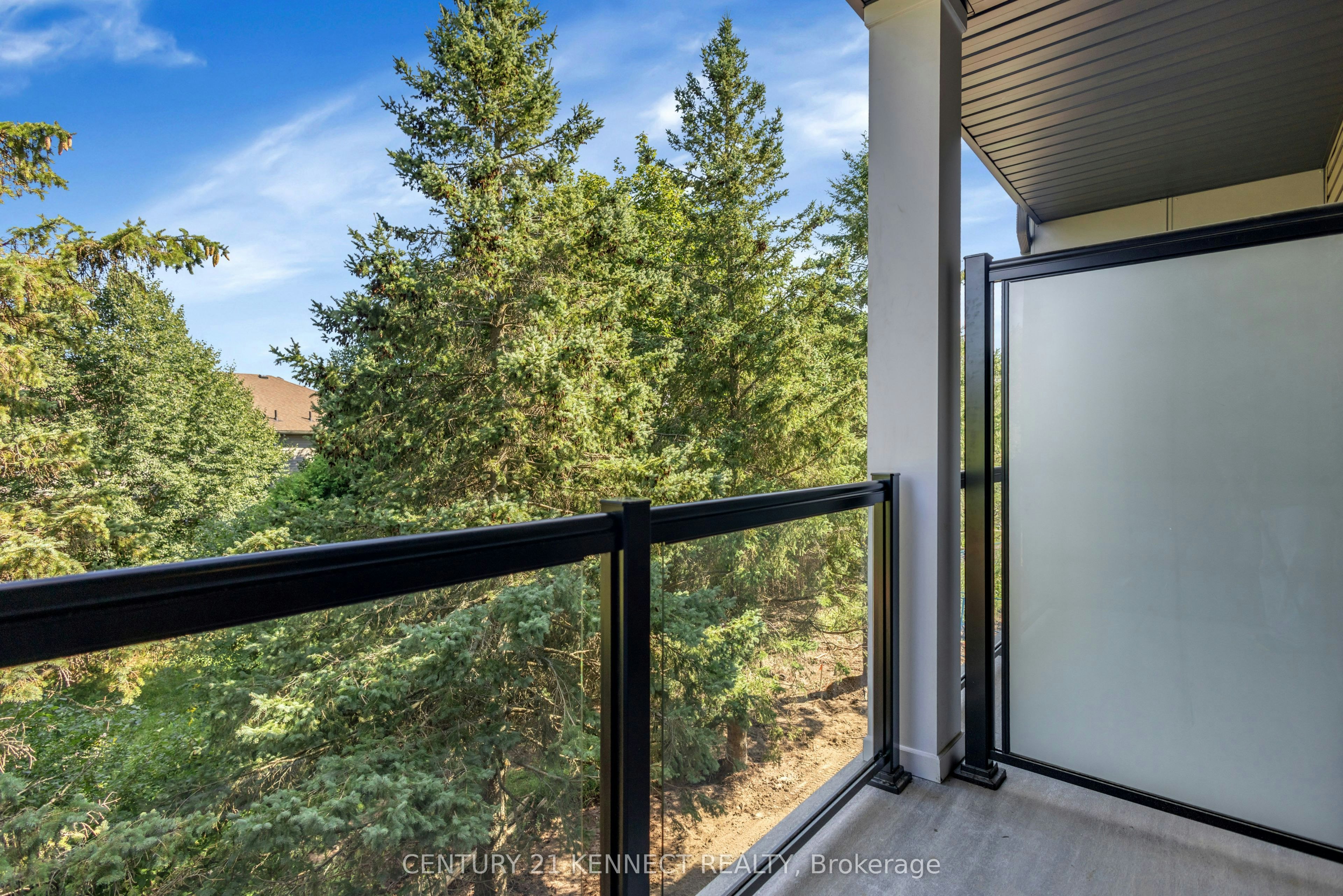 82-42 Lowes Road W, Guelph, ON, N1G 4X2 - 16