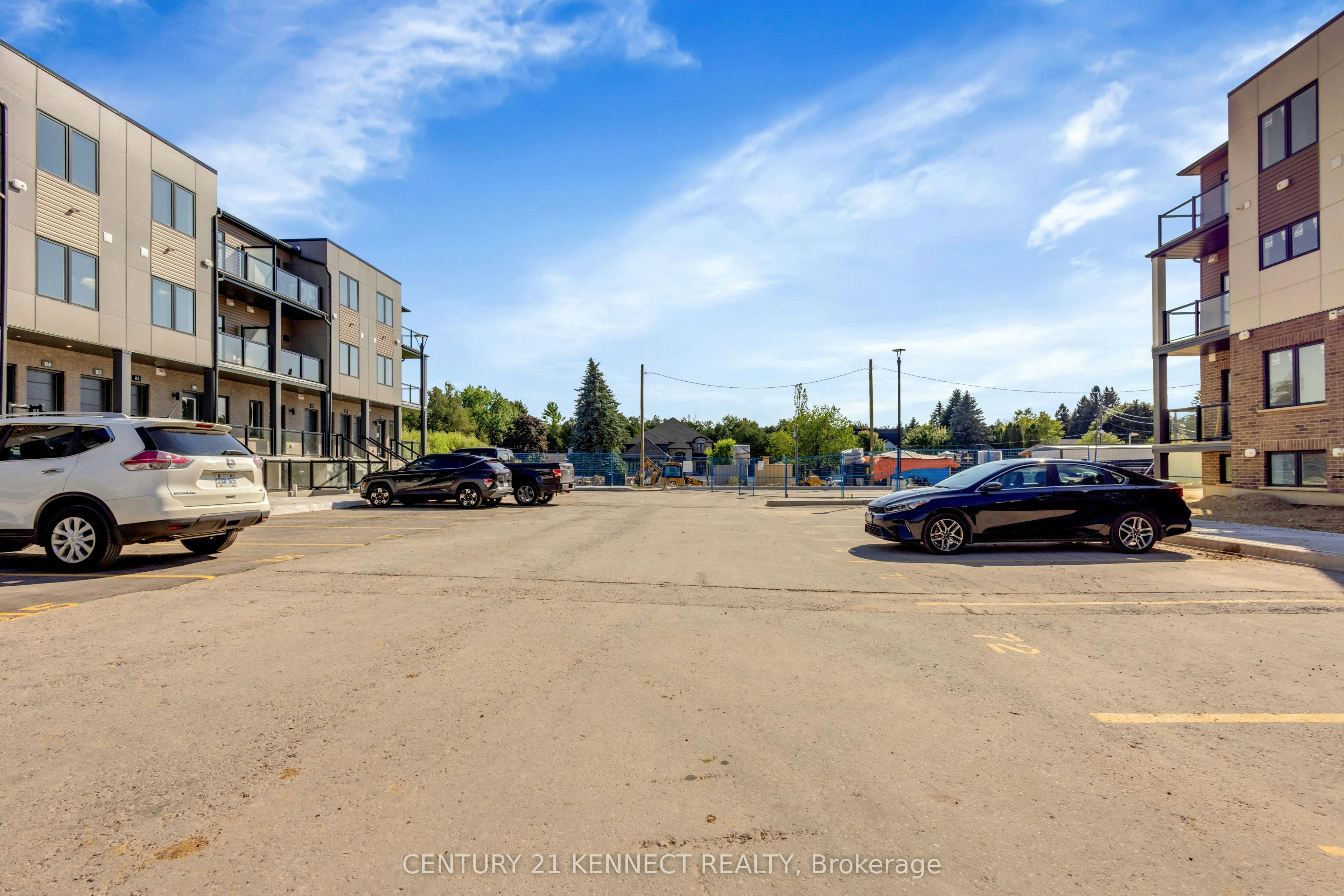 82-42 Lowes Road W, Guelph, ON, N1G 4X2 - 33