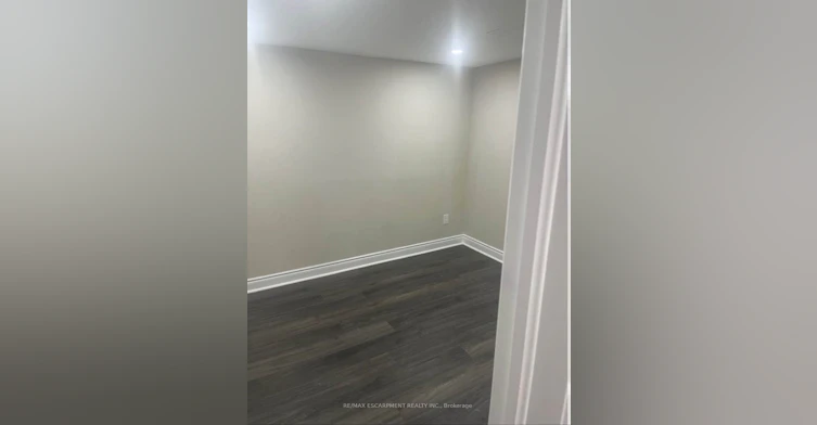 LOWER-59 Edwina Court, Hamilton, ON, L8V 4M2 - 7