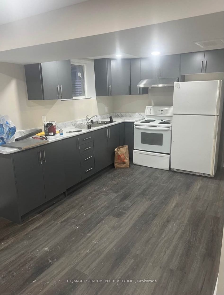 LOWER-59 Edwina Court, Hamilton, ON, L8V 4M2 - 5