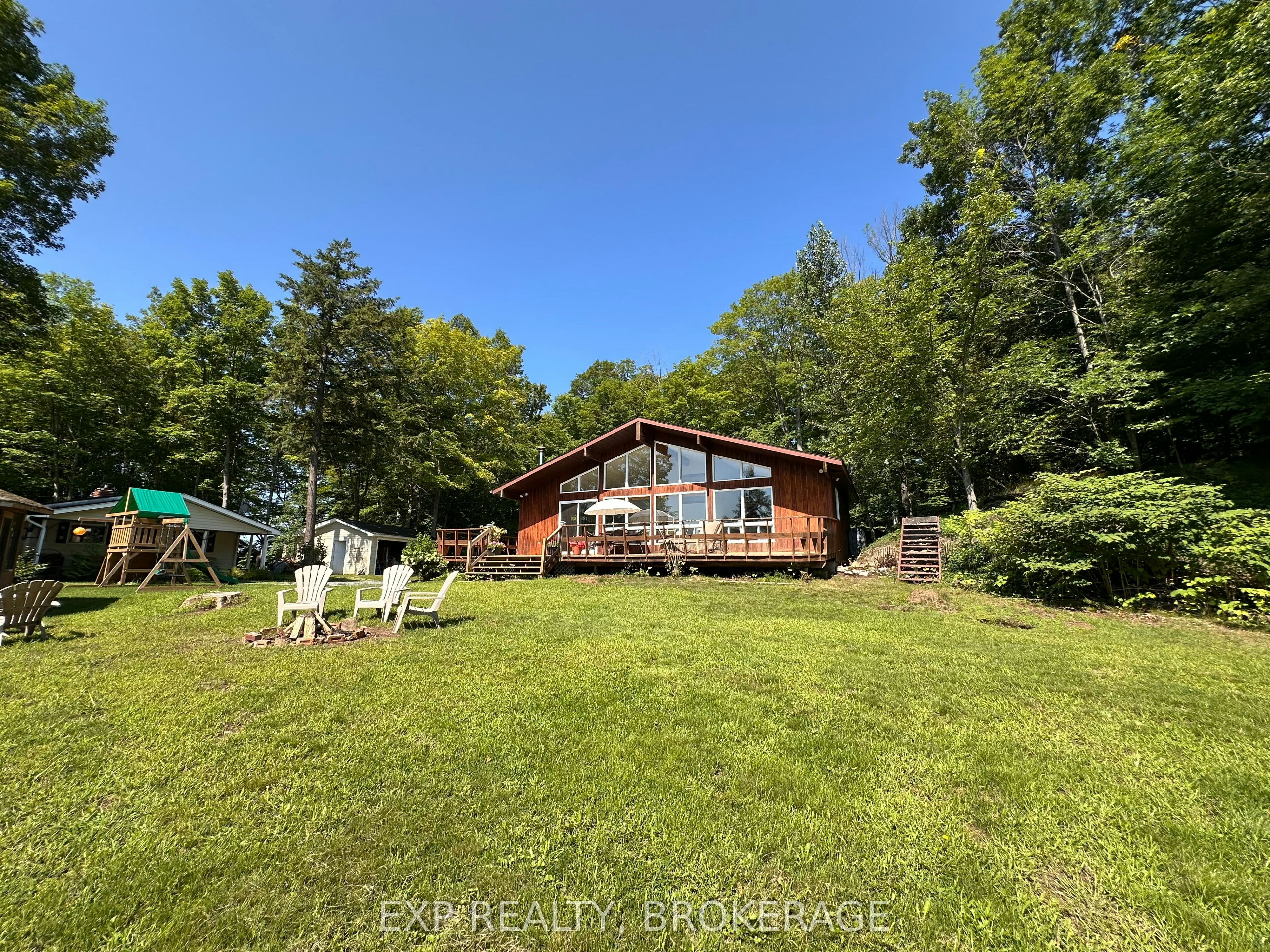 2103 Hambly Lane, South Frontenac, ON, K0H 1W0