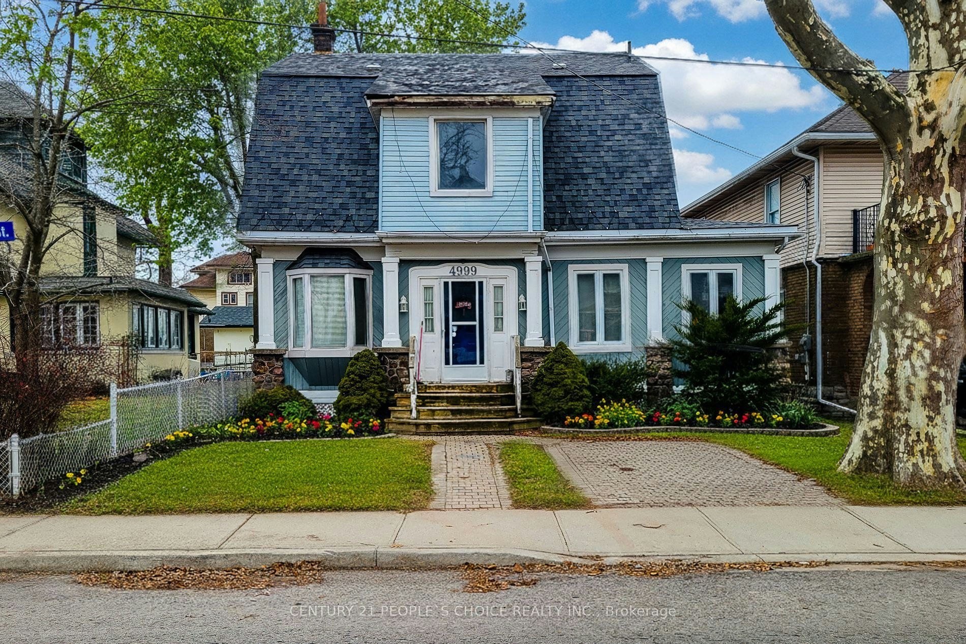 4999 Mcrae Street, Niagara Falls, ON, L2E 1P2
