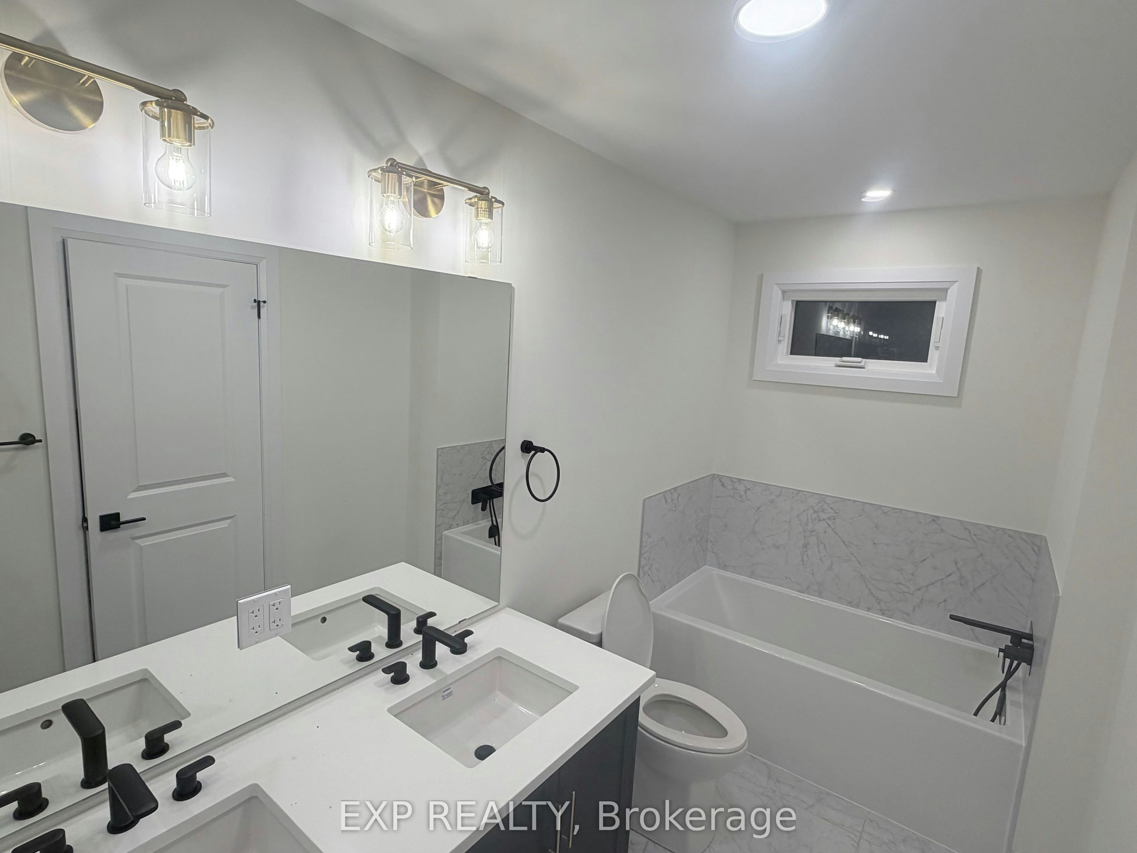 8723 Harlyn Common W, Niagara Falls, ON, L2G 0E4 - 15
