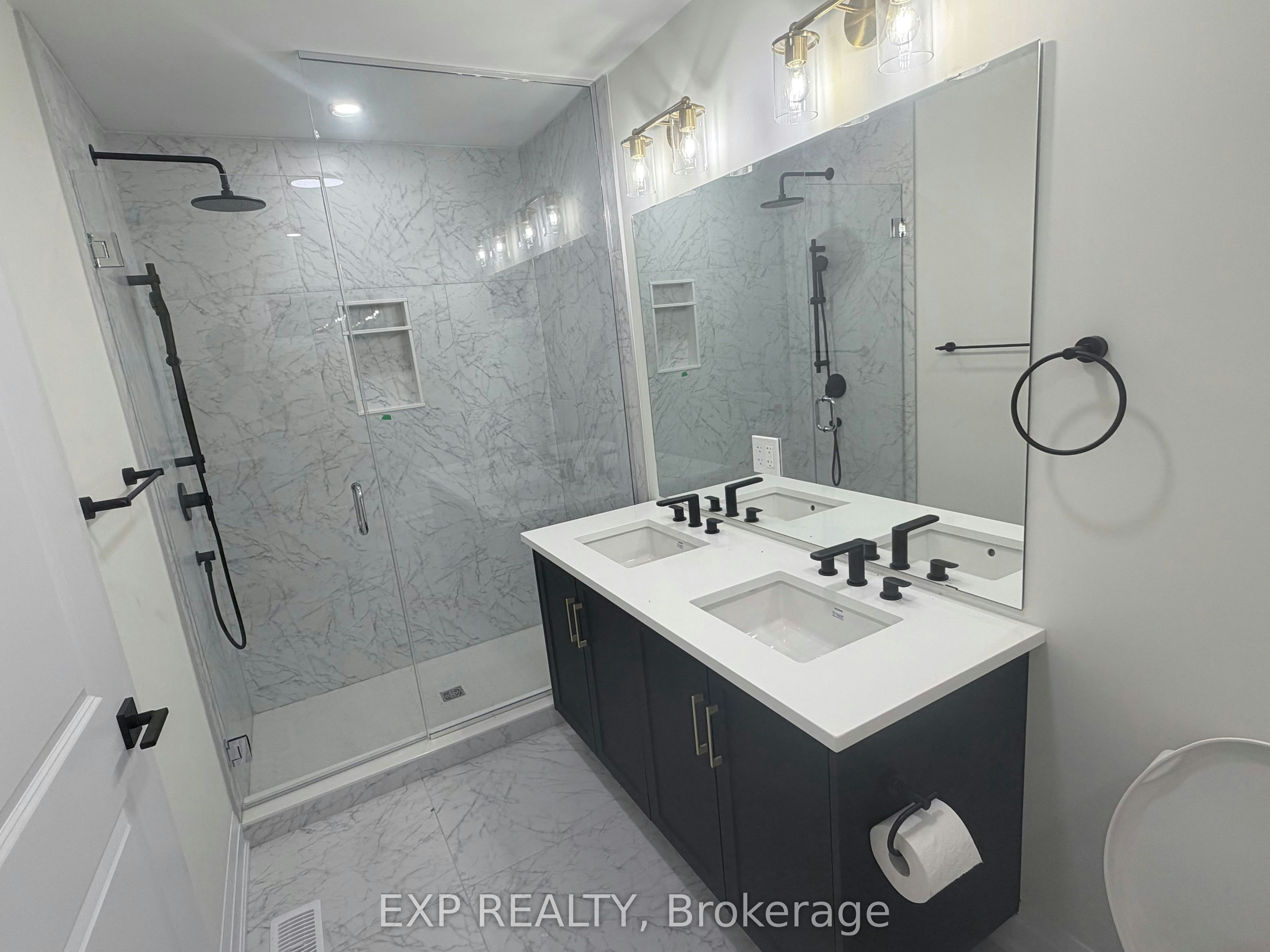 8723 Harlyn Common W, Niagara Falls, ON, L2G 0E4 - 14