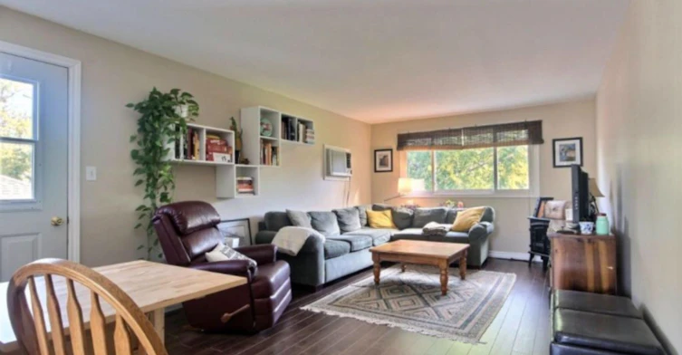 2-3784 Sinnicks Avenue, Niagara Falls, ON, L2J 2G7