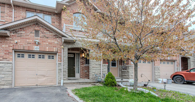 49 Marina Point Crescent N, Hamilton, ON, L8E 0E4