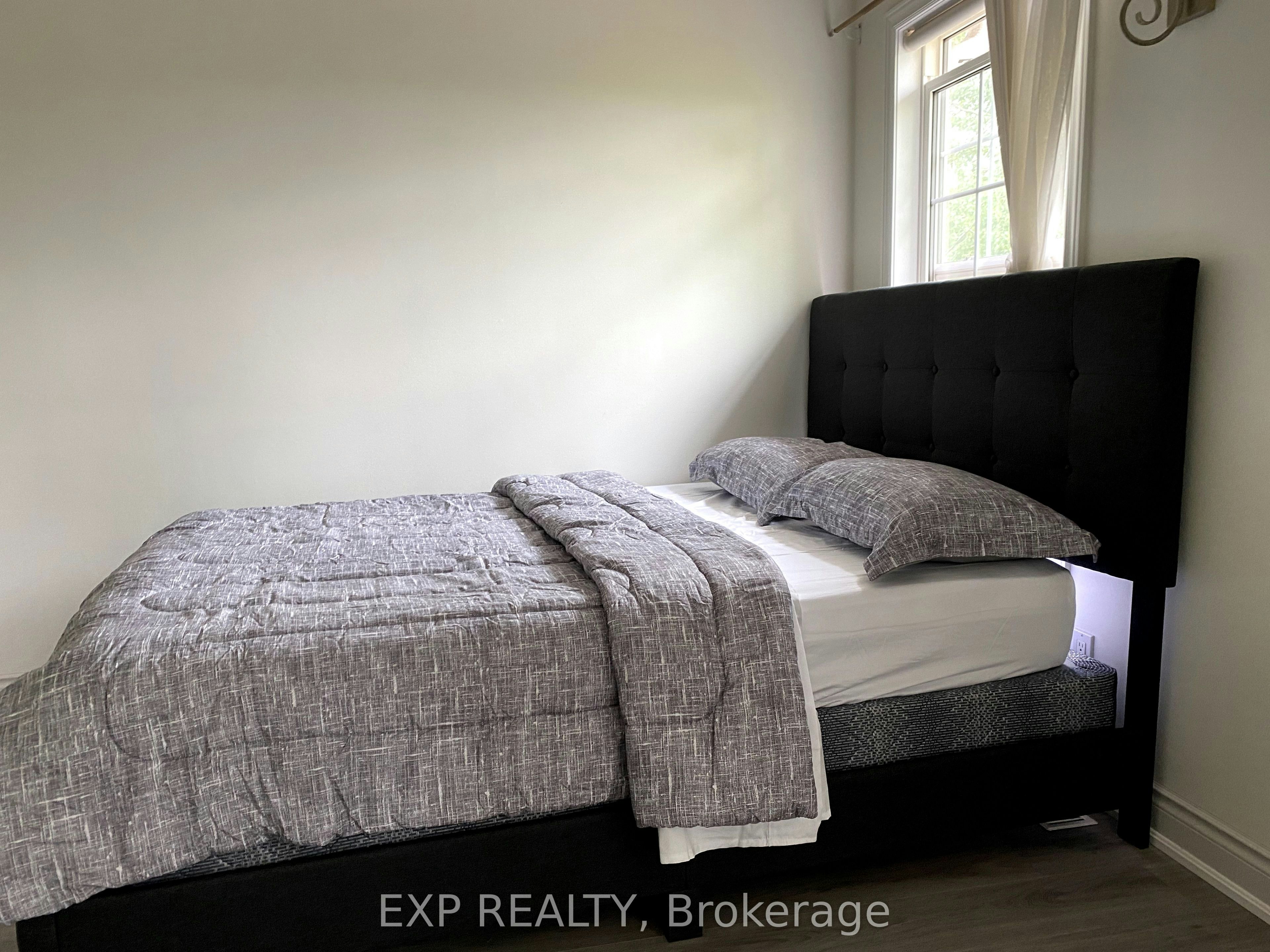 1175 Haldibrook Road S, Hamilton, ON, N3W 1N5 - 16
