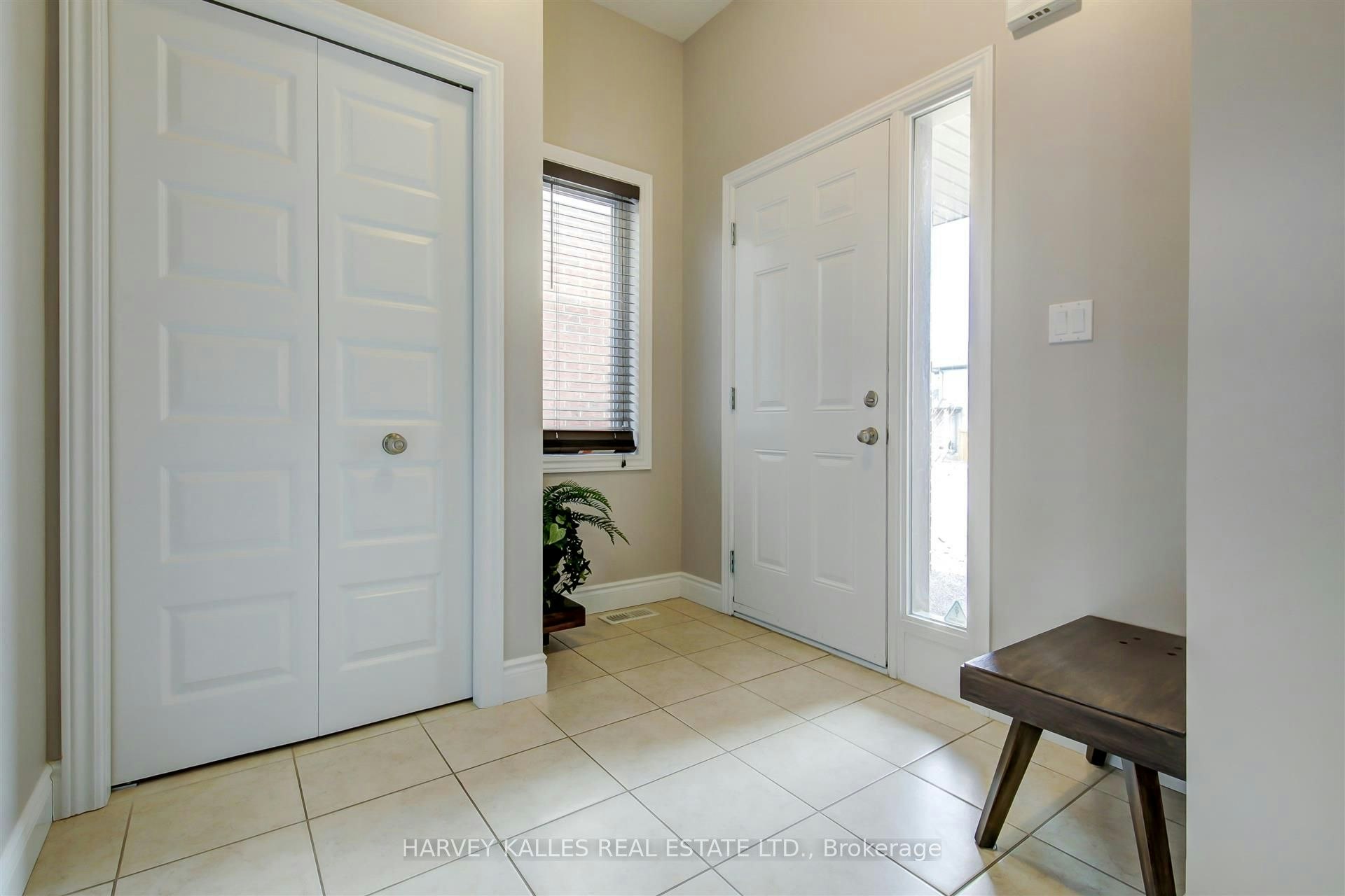 106 Eden Oak Trail, Kitchener, ON, N2A 0G6 - 4