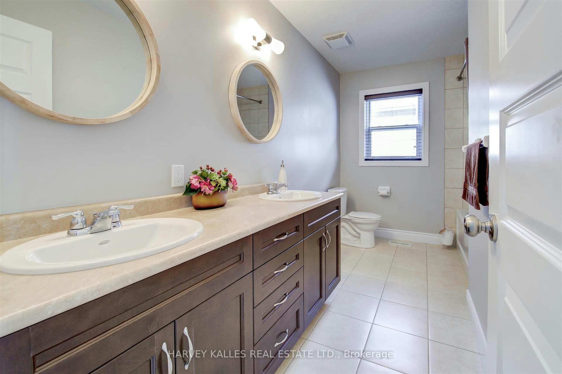 106 Eden Oak Trail, Kitchener, ON, N2A 0G6 - 22