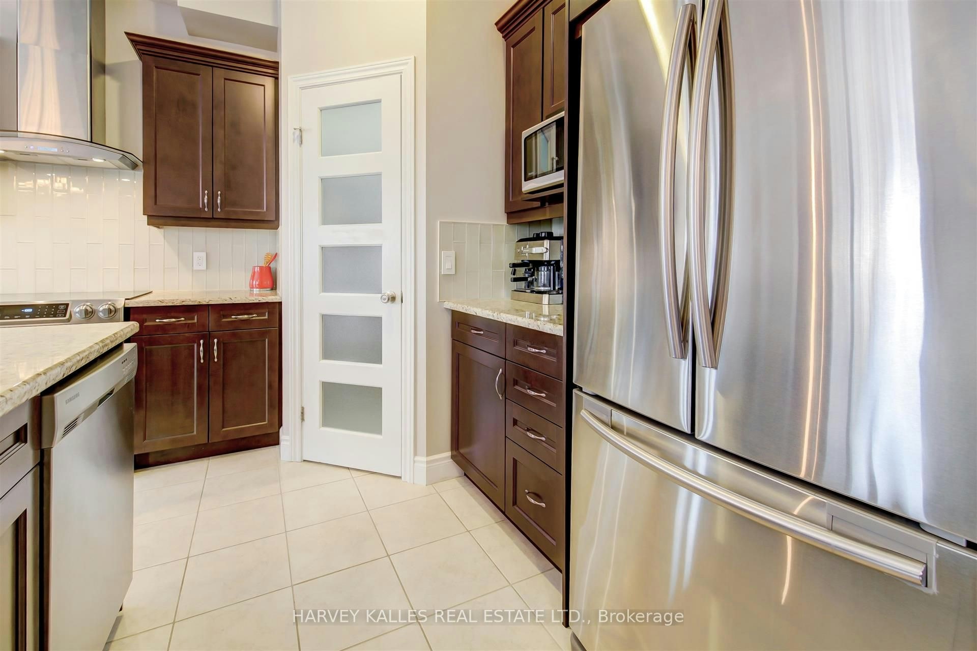 106 Eden Oak Trail, Kitchener, ON, N2A 0G6 - 12