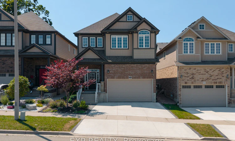 522 Woodbine Avenue