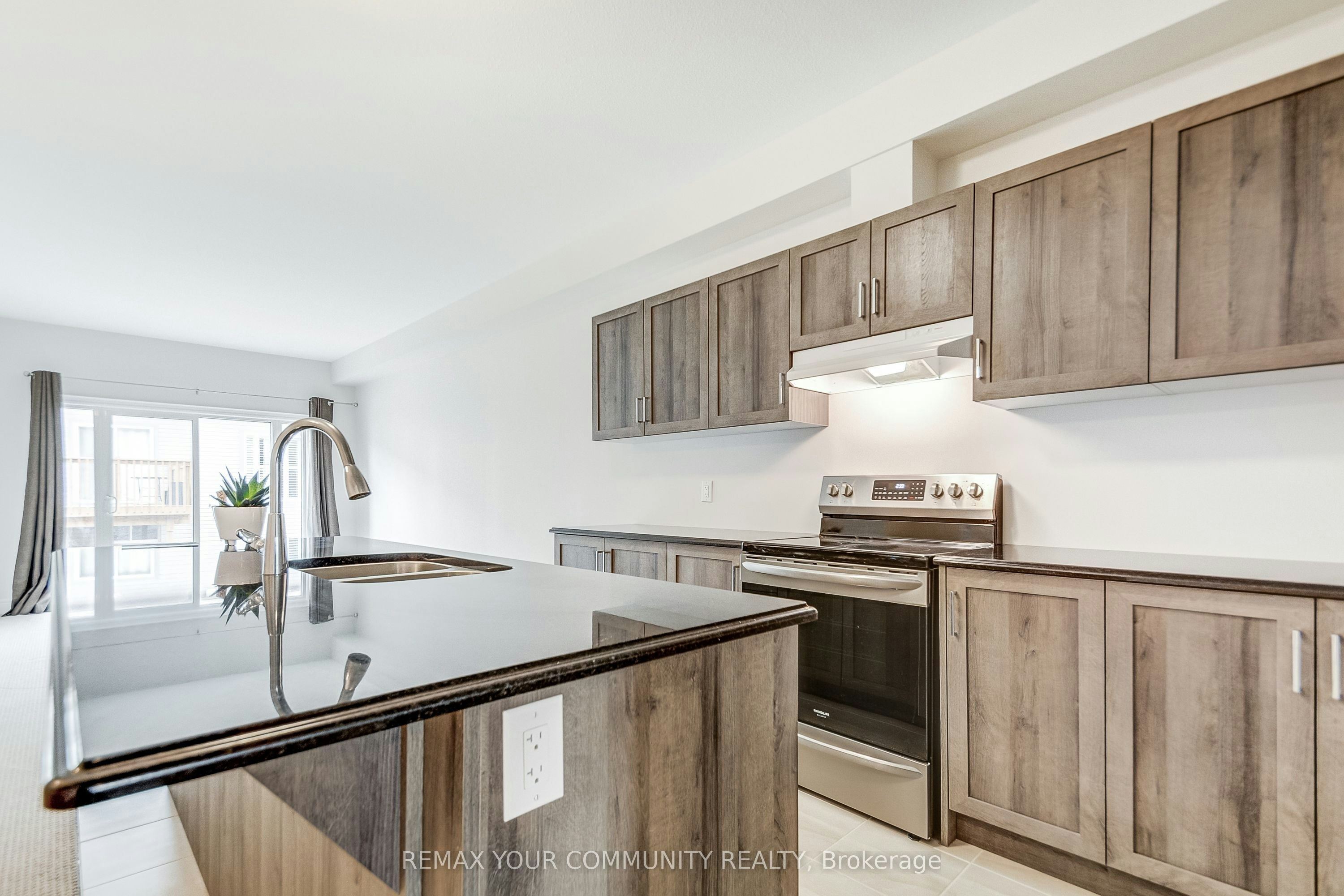 436 Viking Street, Fort Erie, ON, L2A 0E3 - 5