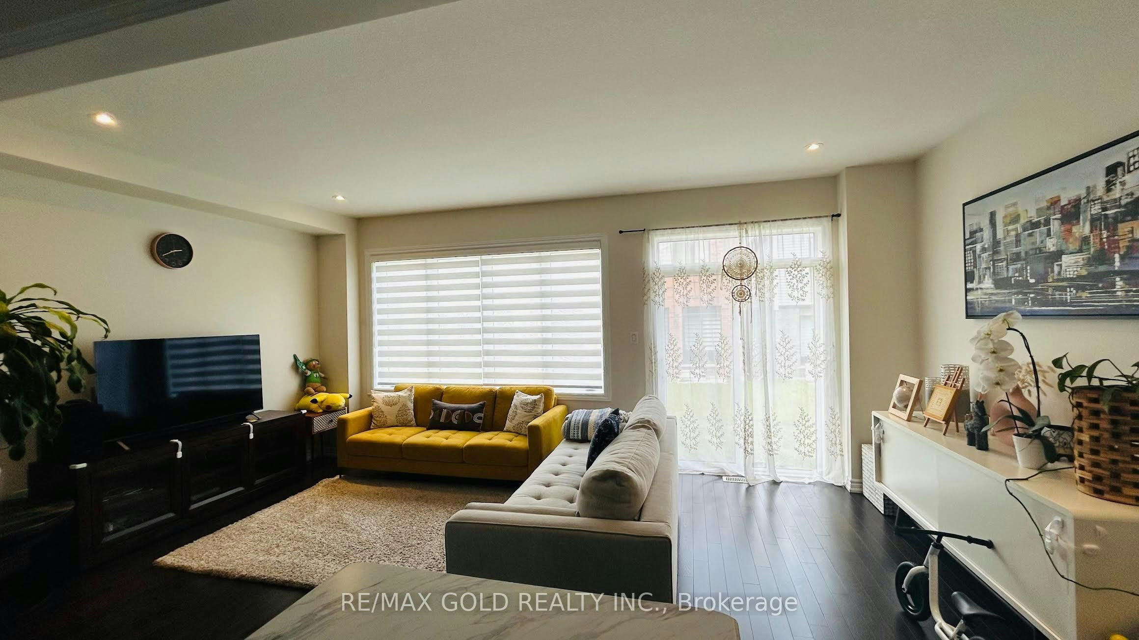 28 Amos Avenue, Brantford, ON, N3T 0V4 - 2
