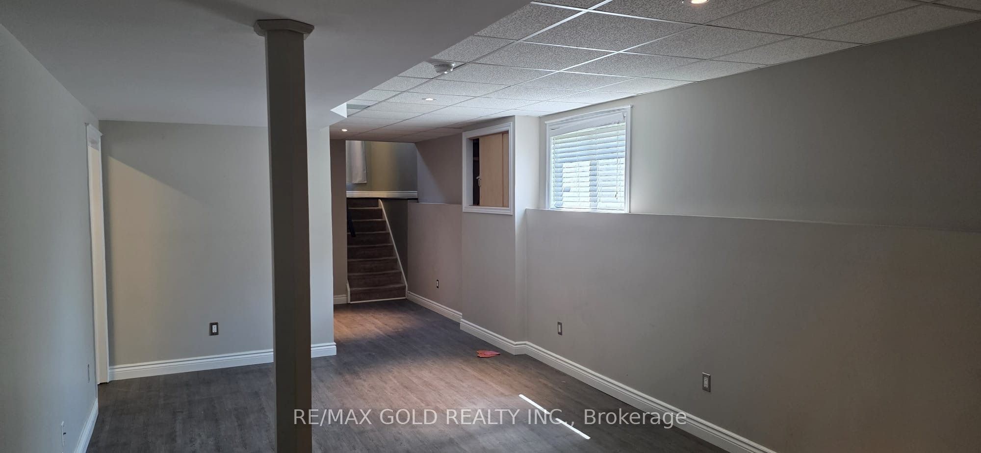 11 Rose Avenue, Welland, ON, L3C 2X1 - 8