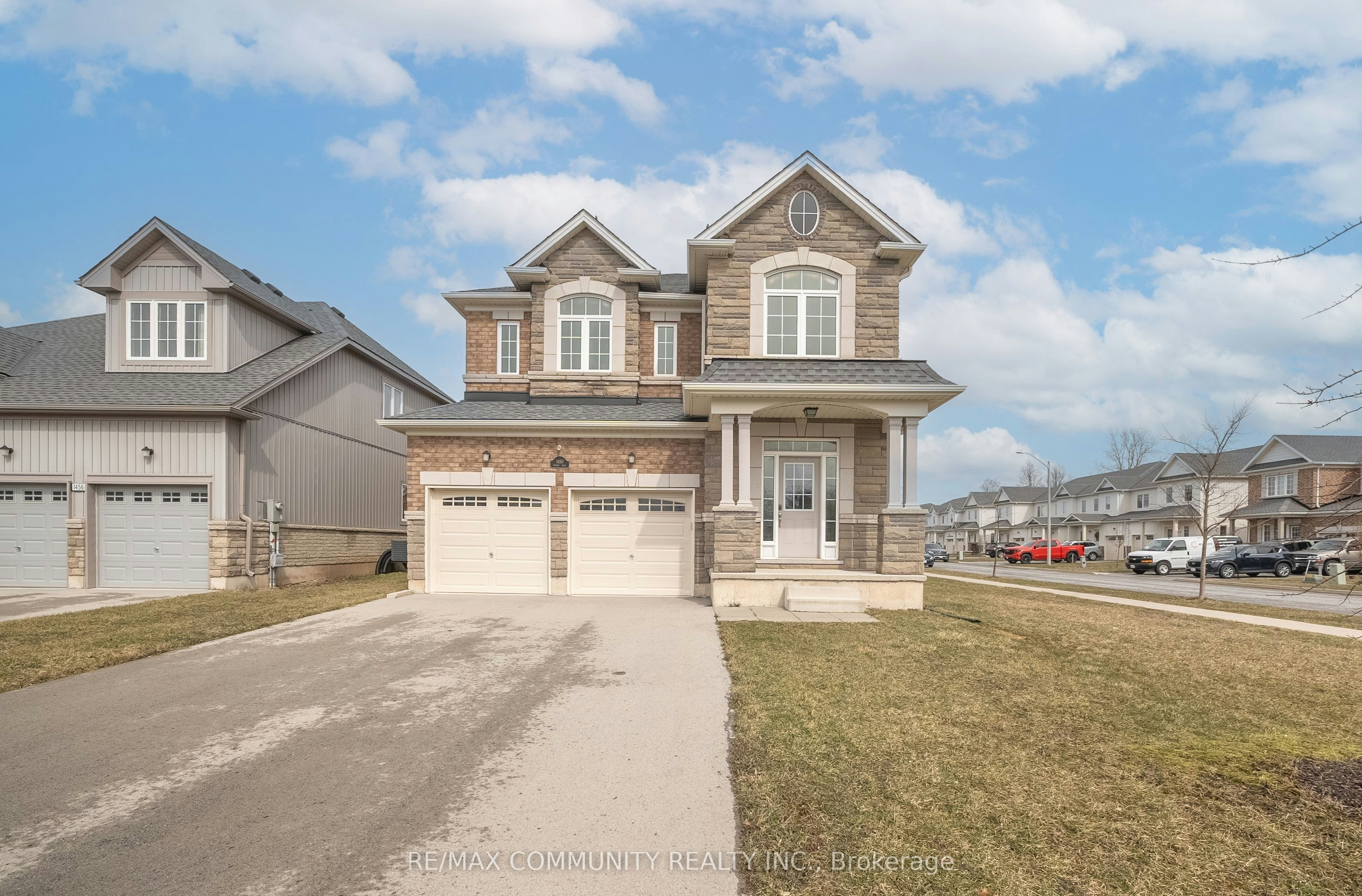 1450 Sharon Drive, Fort Erie, ON, L2A 0C8 - 2