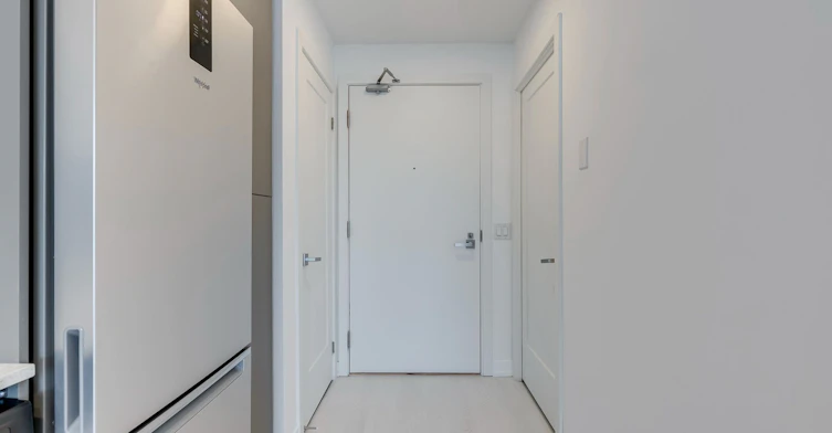 417-415 Main Street W, Hamilton, ON, L8P 0C9 - 2