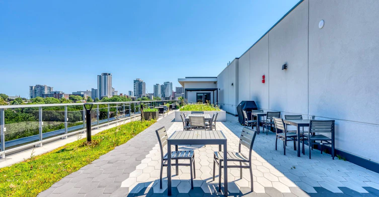417-415 Main Street W, Hamilton, ON, L8P 0C9 - 31