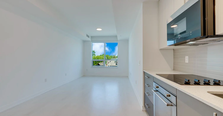 417-415 Main Street W, Hamilton, ON, L8P 0C9 - 9