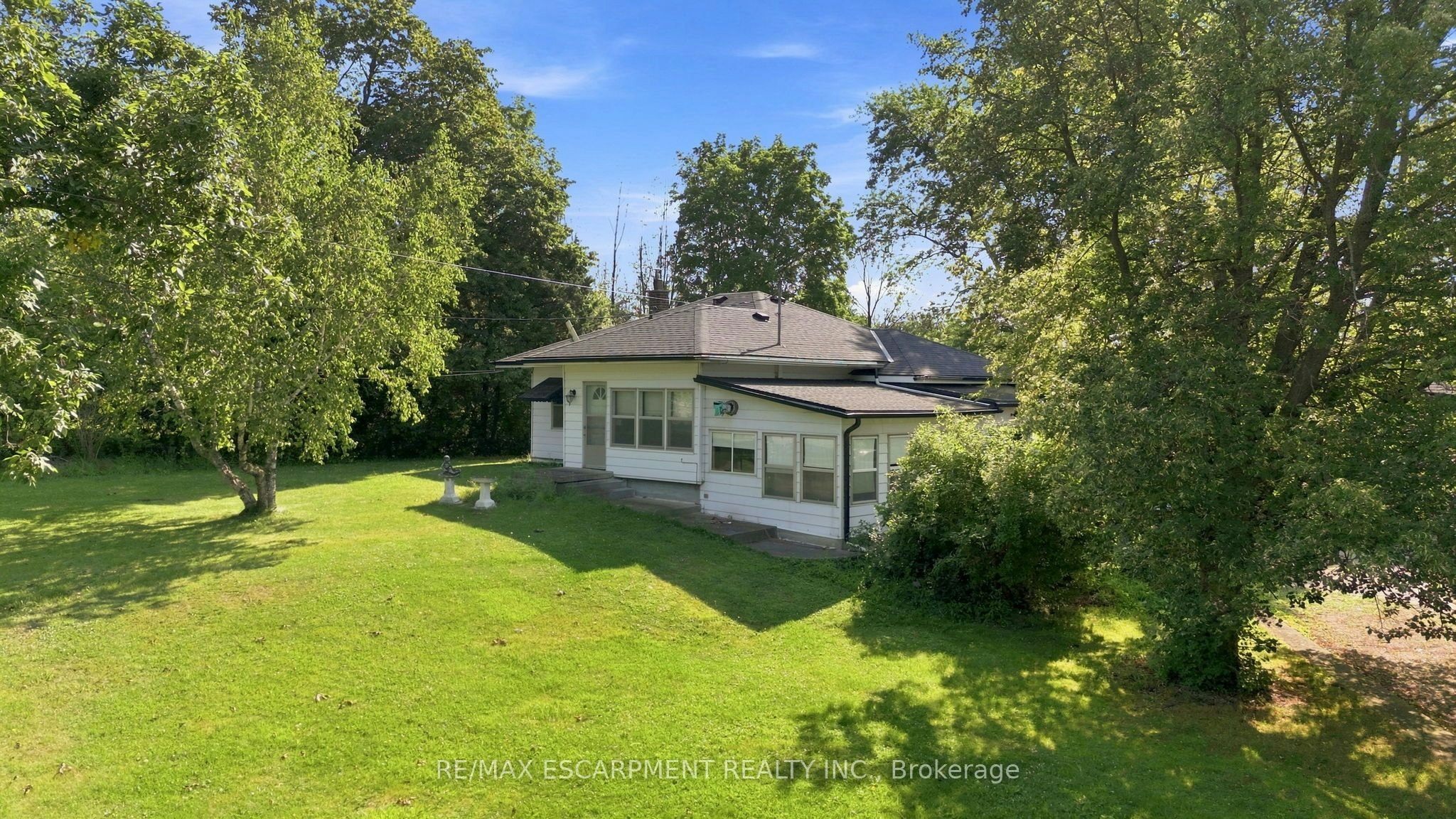 698 York Road - 3
